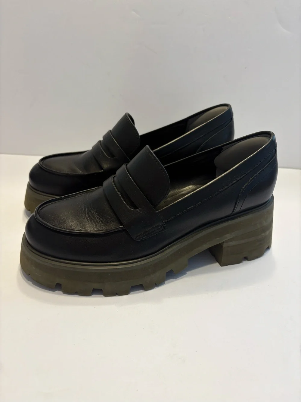 Marc Fisher Women Latika Slip On Loafers Black Leather Lug Sole Platform 5 1/2